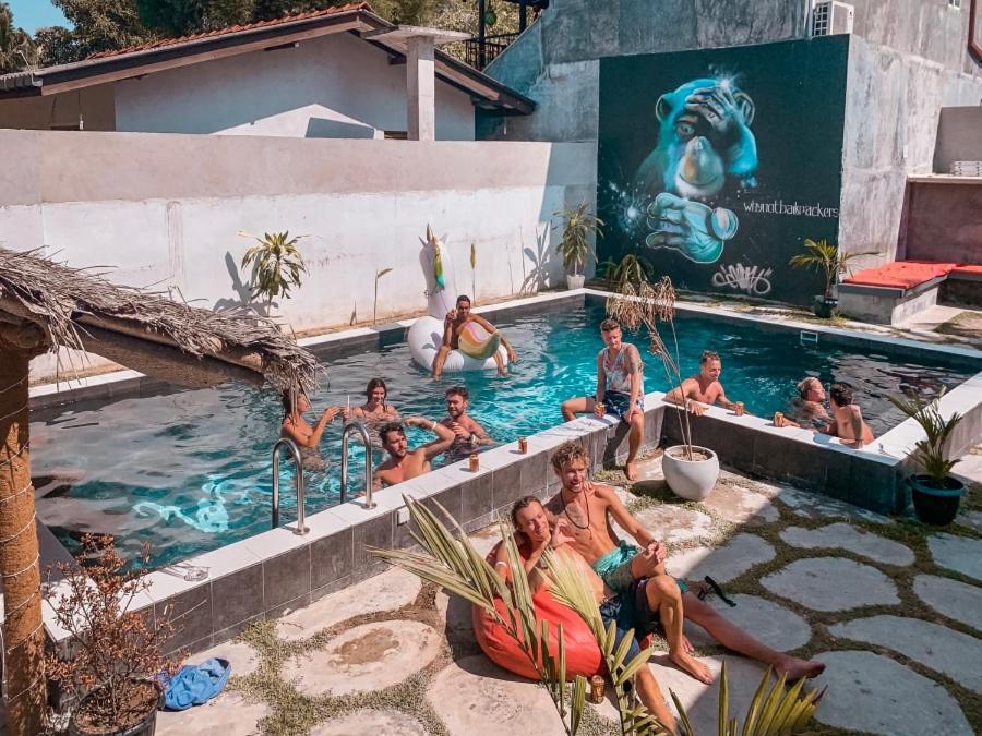 Hostel Why Not Backpackers Mirissa Exterior foto